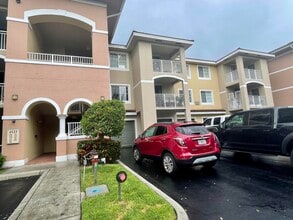 Building Photo - 6533 Emerald Dunes Dr