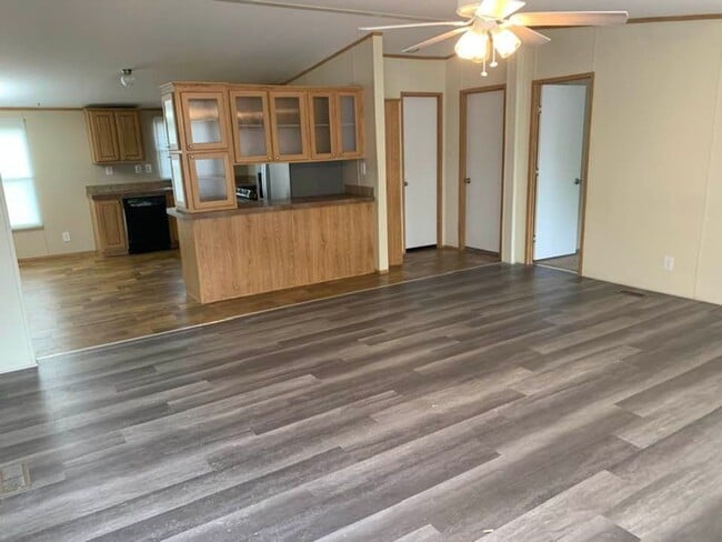 Building Photo - 125 Alyene Dr