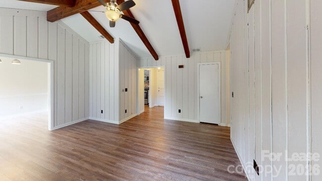 Building Photo - 5921 Falstaff Dr