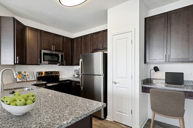 Crosswinds at Rolling Road Apartments for Rent with Extra Storage ... - Luxury Apartments With Extra Storage