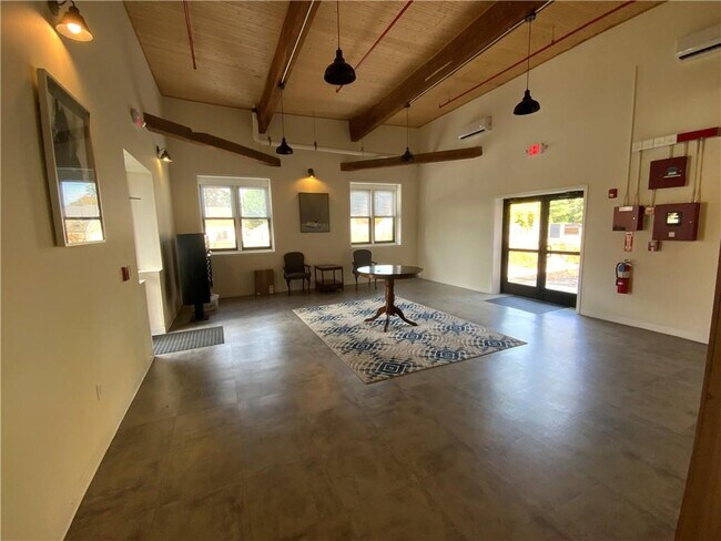 Building Photo - 1110 Central Avenue Av