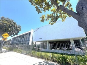 Building Photo - 12926 Doty Ave