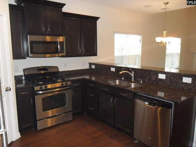 Building Photo - 141 Cordage Dr