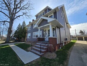 Building Photo - 13839 Clifton Blvd