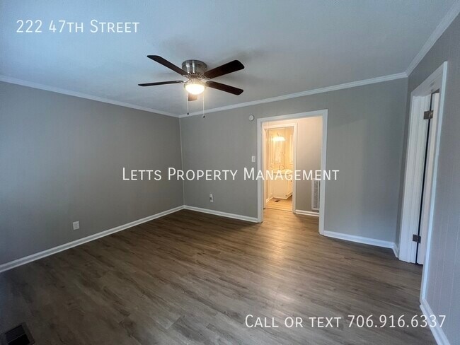 Building Photo - Large Patio, Storage and Covered Parking ,...