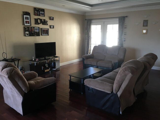 Foto del edificio - 12309 Bombardier Ave