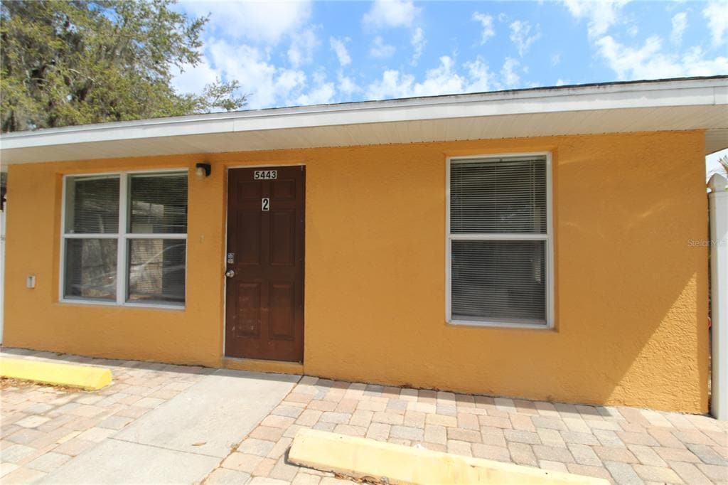 Foto principal - 5443 Altoona St