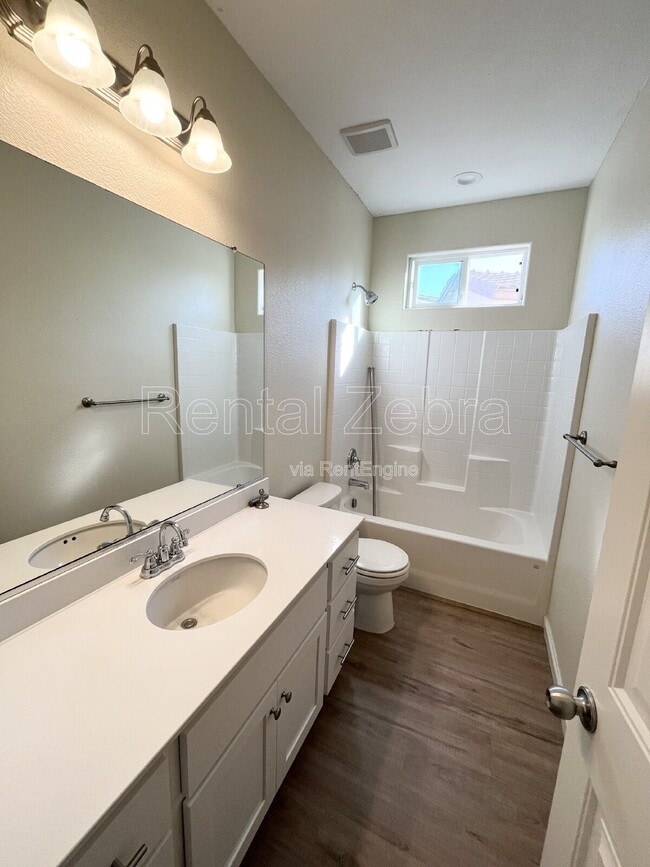 Foto del edificio - 614 Andrea Dr