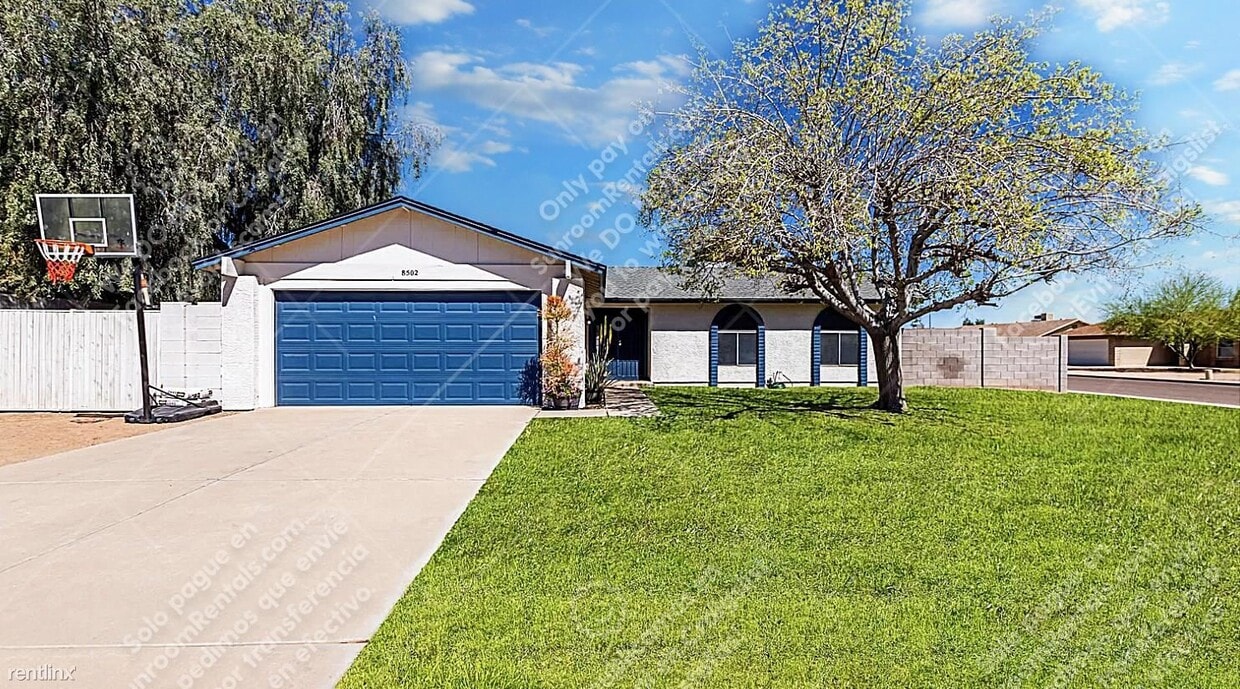 Primary Photo - 3 br, 2 bath House - 8502 W Alice Ave