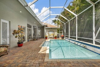 Building Photo - 10891 Fairmont Village Dr