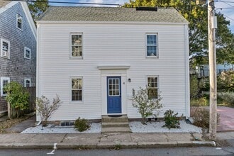 Building Photo - 4 Neptune