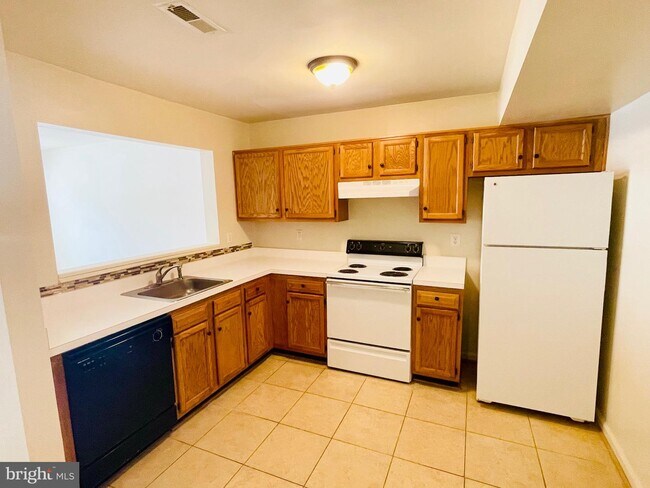 Foto del edificio - 12406 Carters Grove Pl