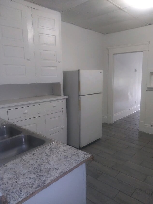 Primary Photo - 818 Shorb Ave NW