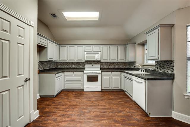 Building Photo - 728 Nicole Dr