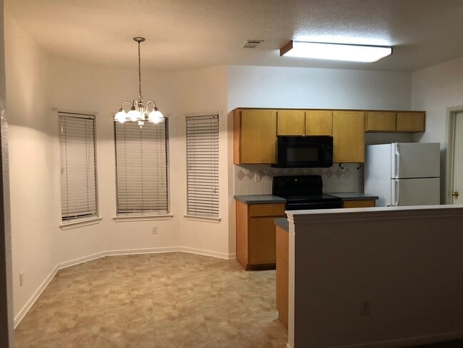 Building Photo - 506 Jorgette Dr
