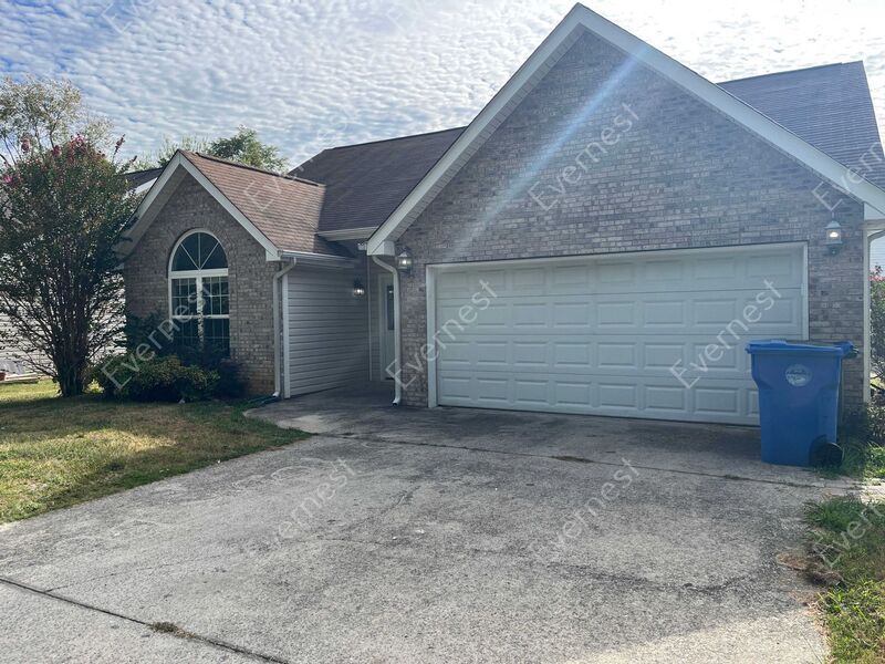 7102 Tyner Crossing Dr, Chattanooga, TN 37421 House Rental in Chattanooga, TN