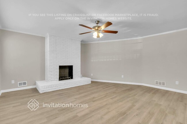 Building Photo - 160 Stafford St SW