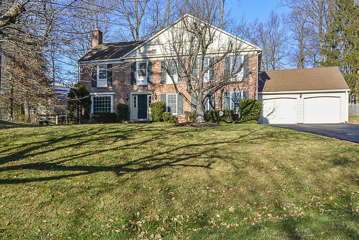 Primary Photo - "Coming Soon" Stunning 4 bed, 4.5 baths, N...