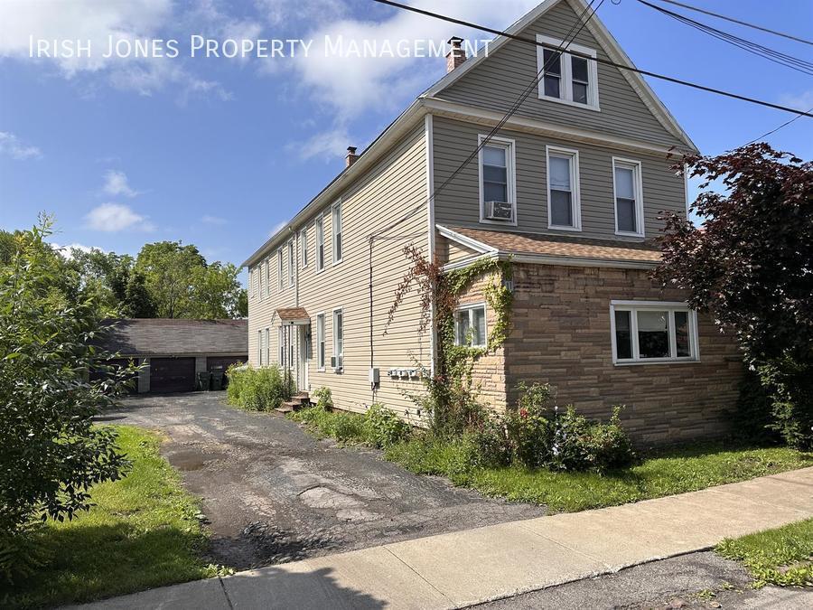 Foto principal - 11 Laverack Ave