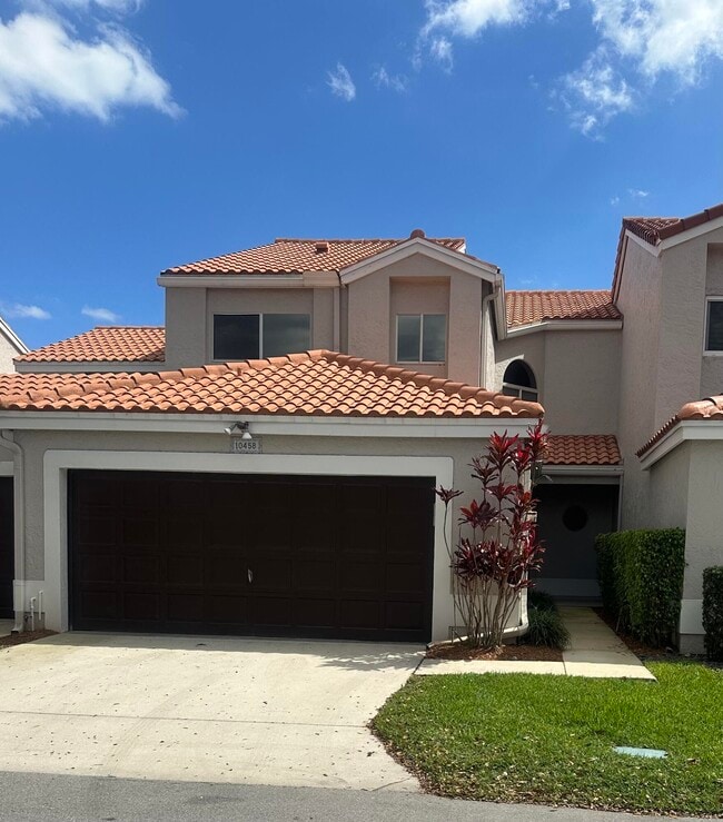 Building Photo - 10458 Lake Vista Cir