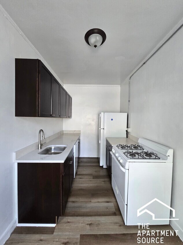 Foto principal - 4866 N Magnolia Ave