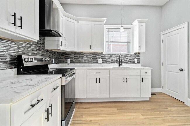 Foto del edificio - 51 Mansfield St