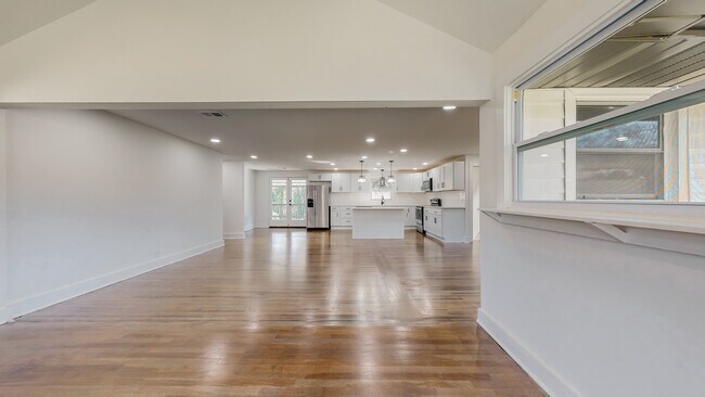 Foto del edificio - 4108 Edwards Ave