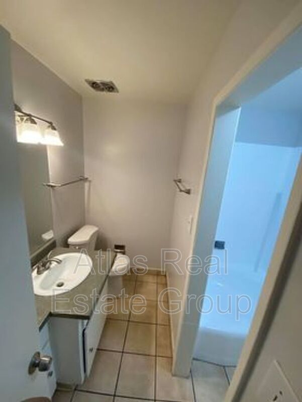 Foto del edificio - 4719 N 15th Ave