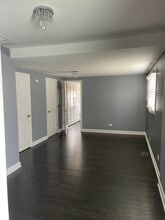 Building Photo - 4926 S Lotus Ave