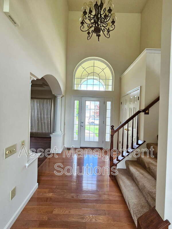Building Photo - 119 Carlton Point Dr