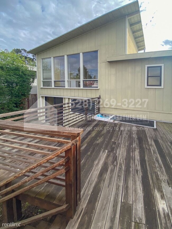 Building Photo - 5 br, 4 bath House - 1455 Grizzly Peak Bou...