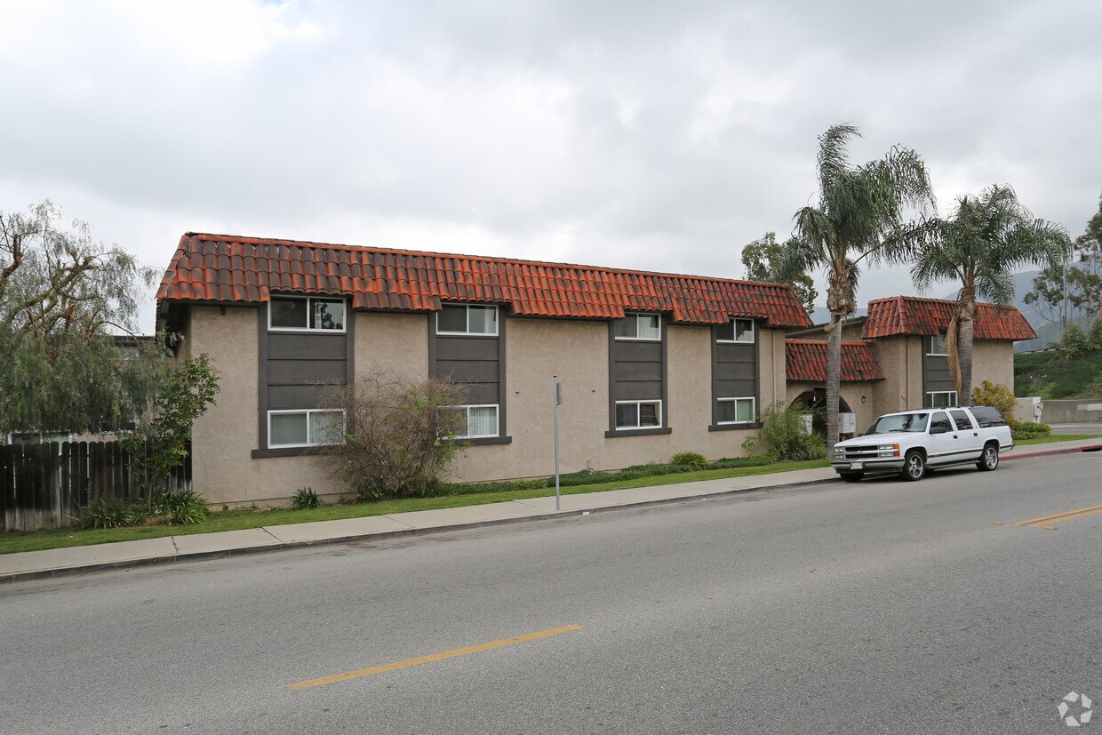 Foto principal - El Dorado Village Apartments