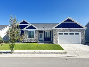 Building Photo - 2391 E Cobble Creek Ln