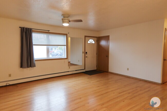 Foto del edificio - 213 Yukon Dr