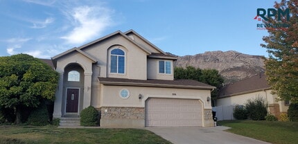 Building Photo - 956 E 2675 N