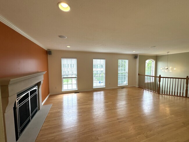 Foto del edificio - 189 Blue Grass Cir