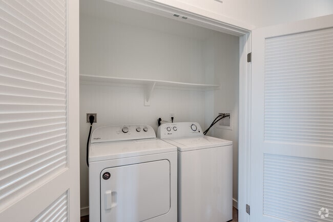 2BR, 2BA - 1,134SF - Airo at South Bay
