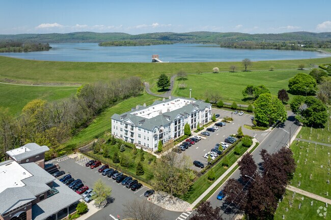 Foto aérea - Halstead Place