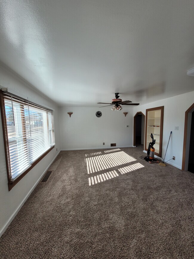 2950 Plum Dr, Cheyenne, WY 82001 Townhome Rentals in Cheyenne WY