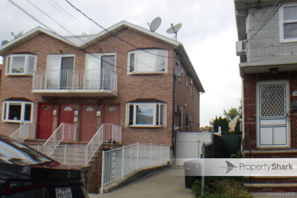 Foto principal - 151-39-151-18 18th Ave