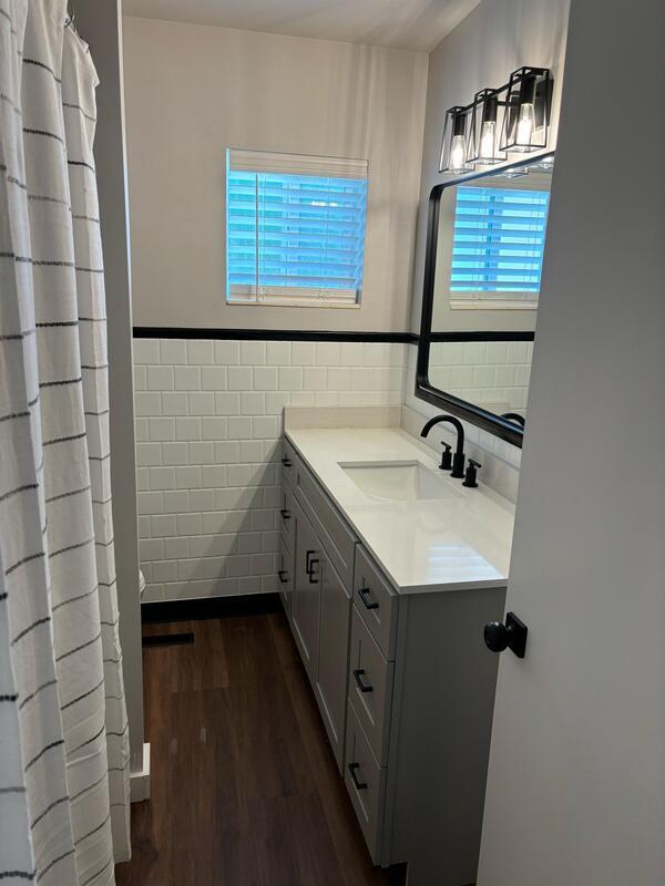 Building Photo - 346 S 600 E