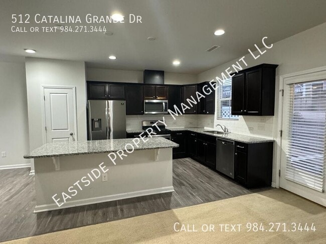 Building Photo - 512 Catalina Grande Dr