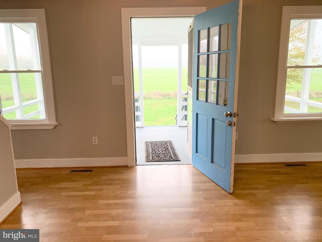 Foto principal - 18725 Barnesville Rd