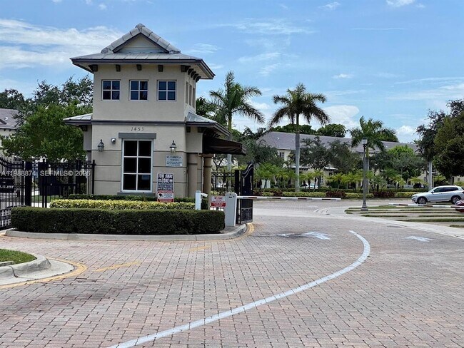 Foto del edificio - 1955 Marsh Harbor Dr