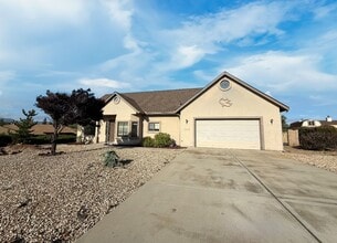 Building Photo - 4866 N Ivanhoe Cir