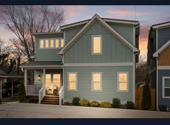 Building Photo - 706 Wilsonwood Pl