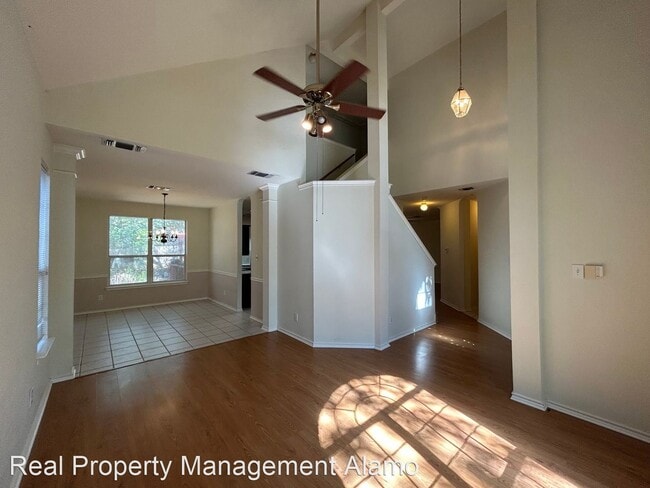Building Photo - 4 br, 2.5 bath House - 12215 Stable Fork Dr