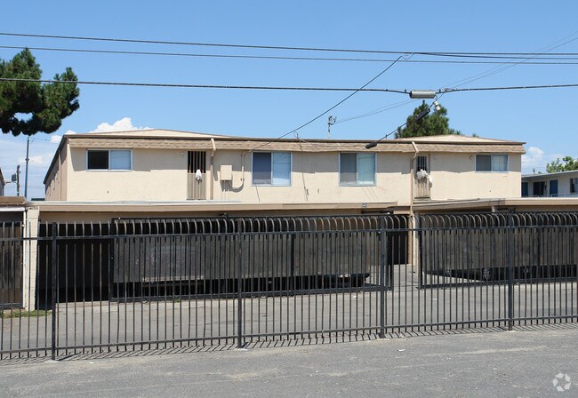 Building Photo - 540 Cuesta Del Mar Dr