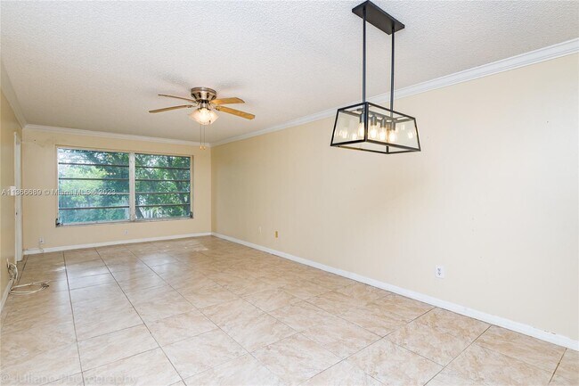 Foto del edificio - 1701 NW 75th Ave