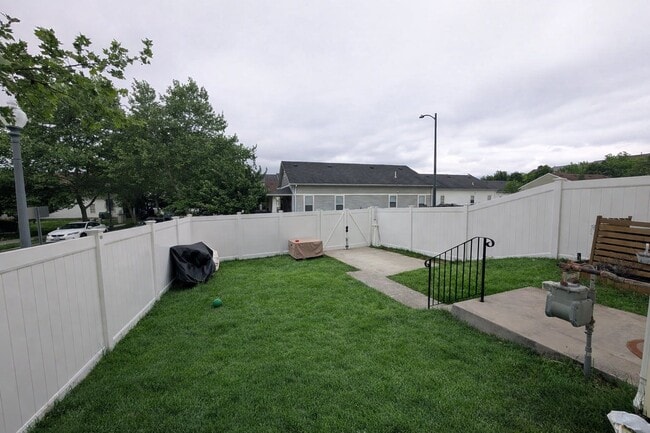 Photo - 3221 Stanton Rd SE Townhome